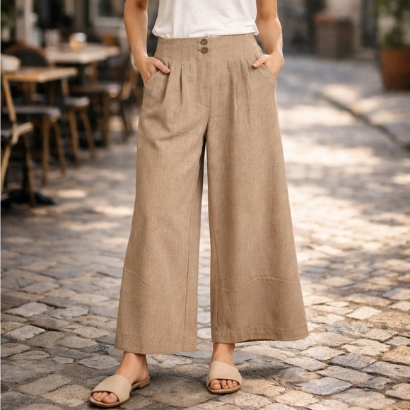 Maeve by AnthropologieWide-Leg tan trouser size 4 high rise